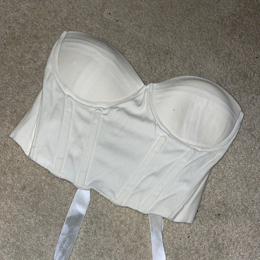 White corset crop top